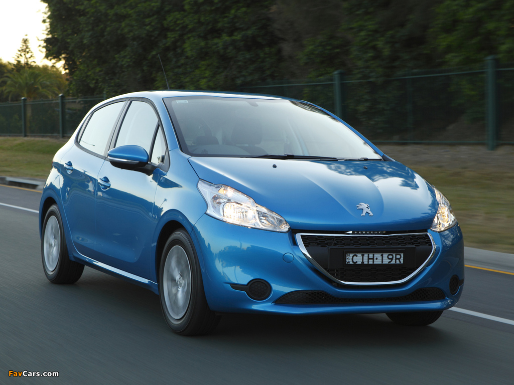 Peugeot 208 5-door AU-spec 2012 wallpapers (1024 x 768)