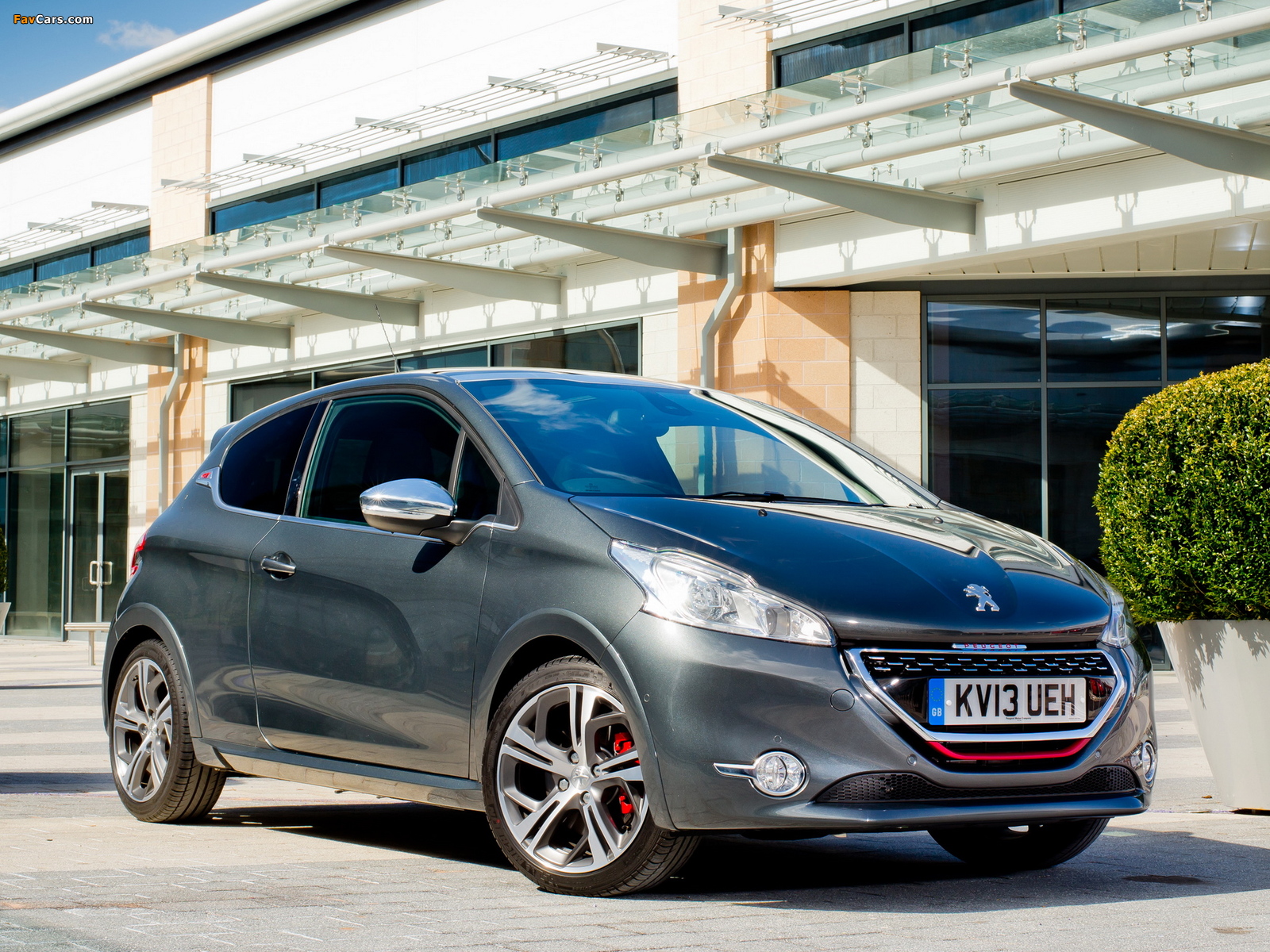 Peugeot 208 GTi UK-spec 2013 images (1600 x 1200)