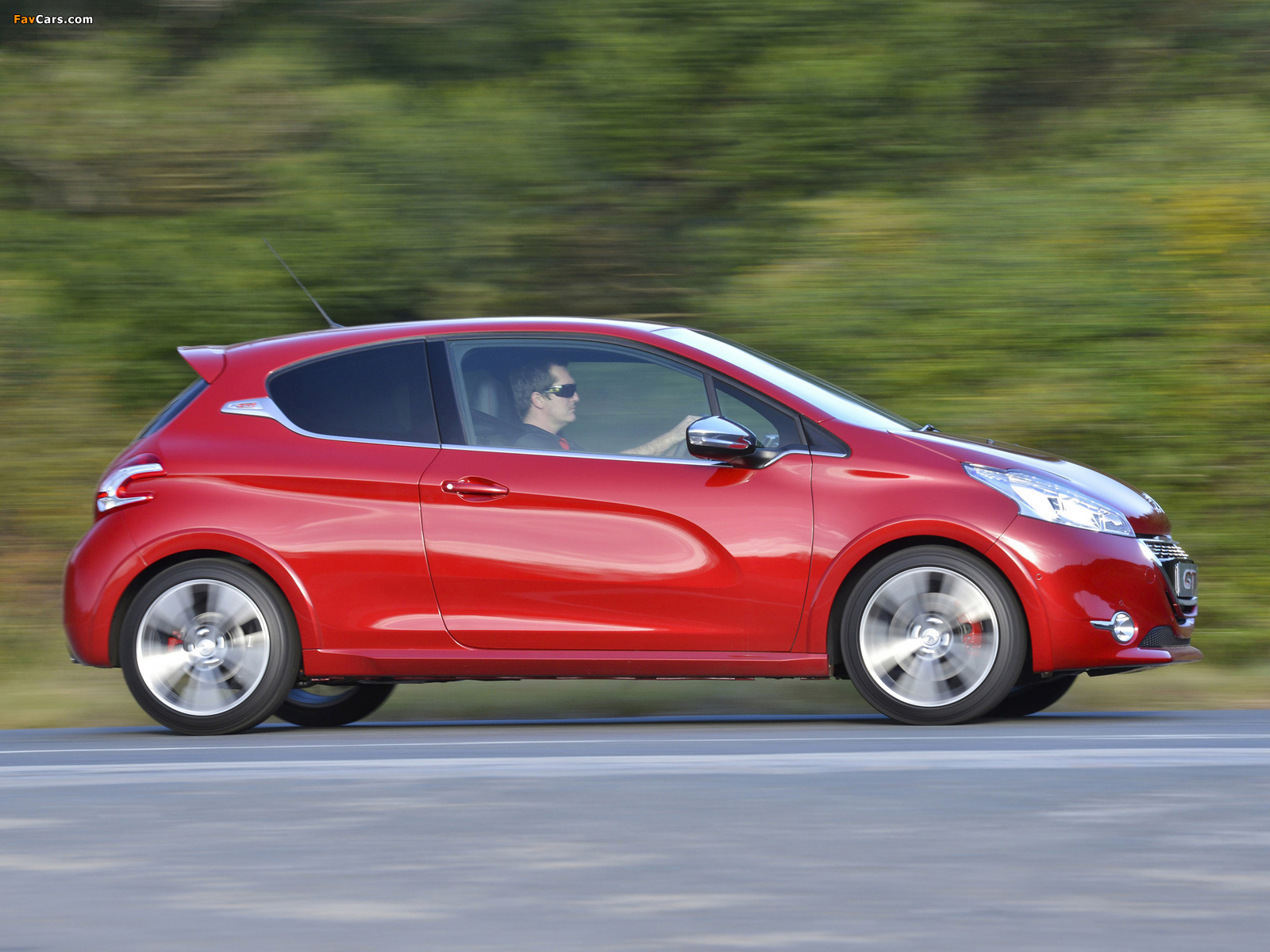 Peugeot 208 GTi ZA-spec 2013 wallpapers (1600 x 1200)