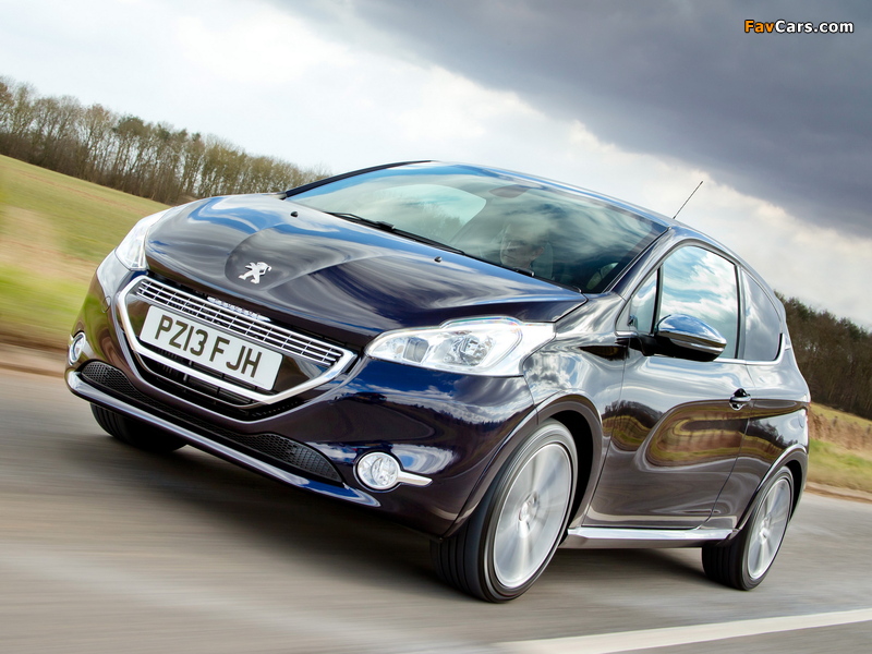 Peugeot 208 XY 3-door UK-spec 2013 wallpapers (800 x 600)