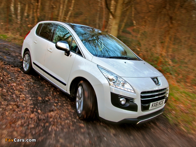 Peugeot 3008 HYbrid4 UK-spec 2011 photos (640 x 480)
