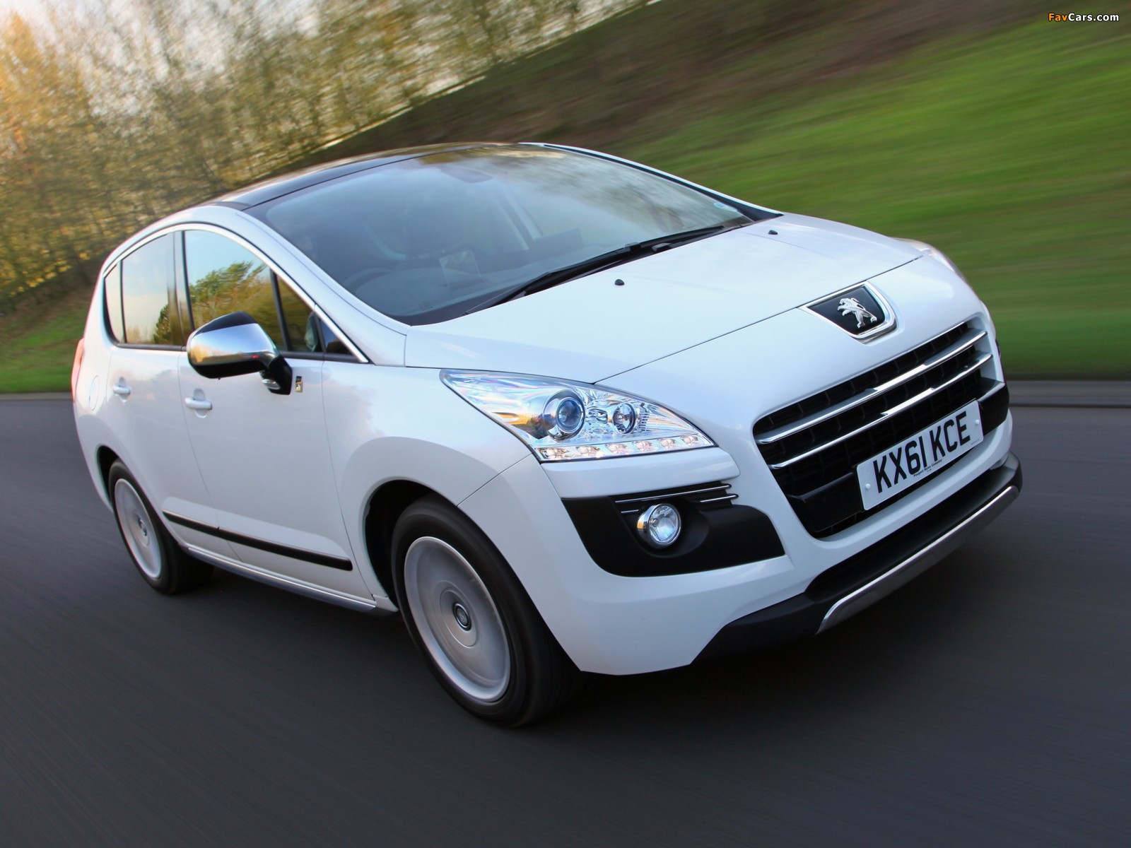 Peugeot 3008 HYbrid4 UK-spec 2011 photos (1600 x 1200)