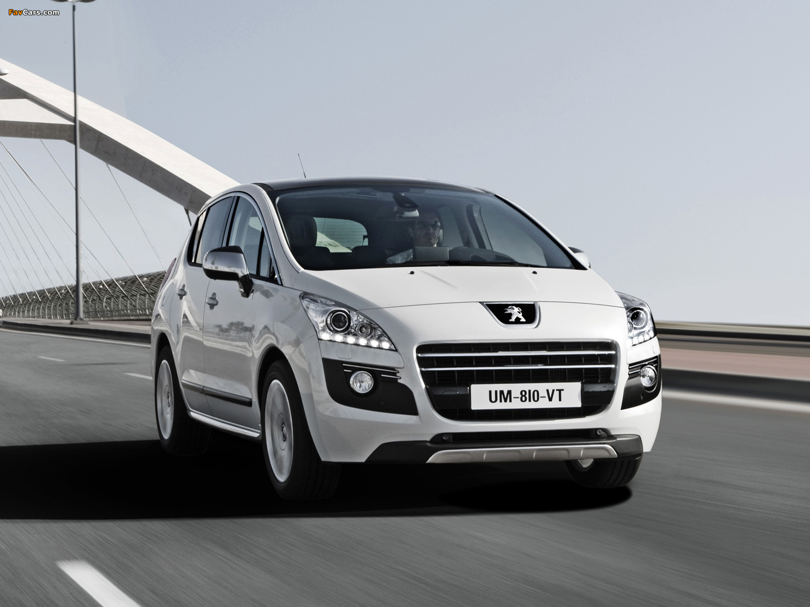 Photos of Peugeot 3008 HYbrid4 2011 (1600 x 1200)