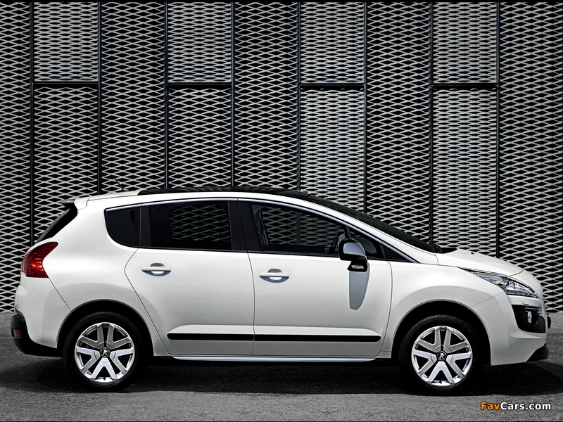 Pictures of Peugeot 3008 HYbrid4 2011 (800 x 600)