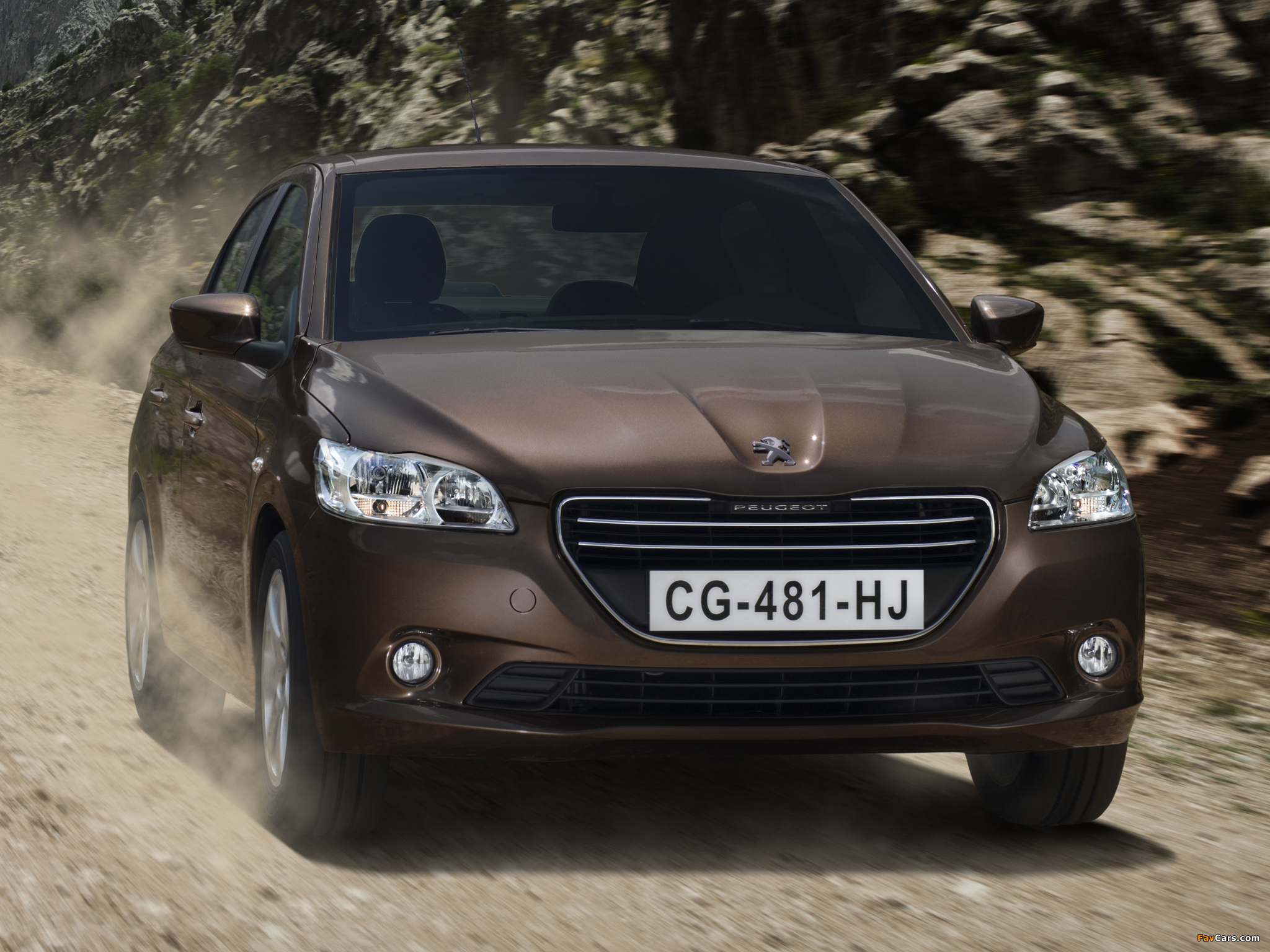 Peugeot 301 2012 images (2048 x 1536)