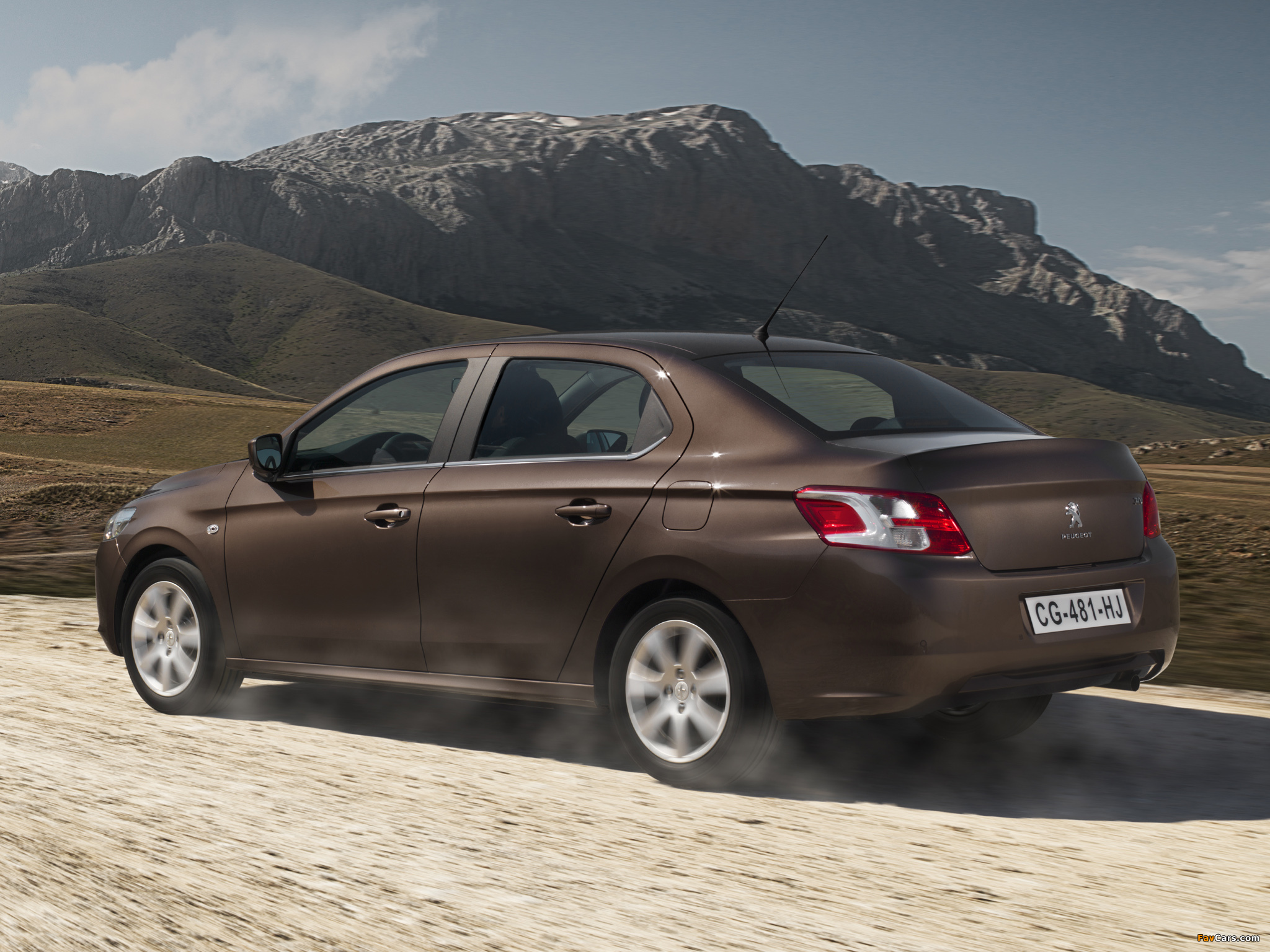 Photos of Peugeot 301 2012 (2048 x 1536)