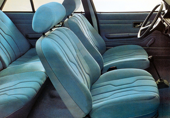 Peugeot 305 1977–82 photos
