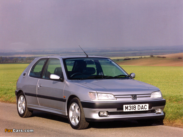 Images of Peugeot 306 S16 UK-spec 1993–97 (640 x 480)