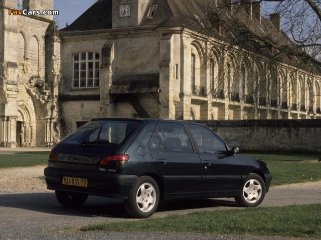 Peugeot 306 5-door 1993–97 images (640 x 480)