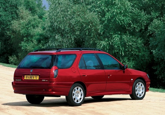 Peugeot 306 Break 1997–2002 images