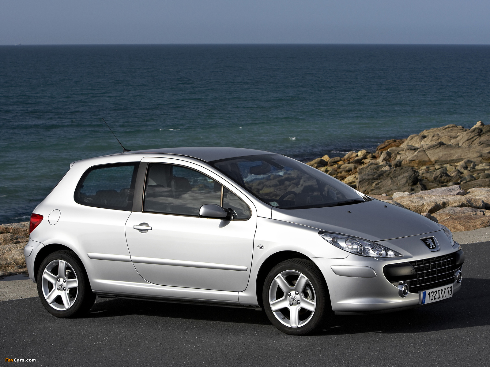 Peugeot 307 3-door 2005–08 photos (1600 x 1200)