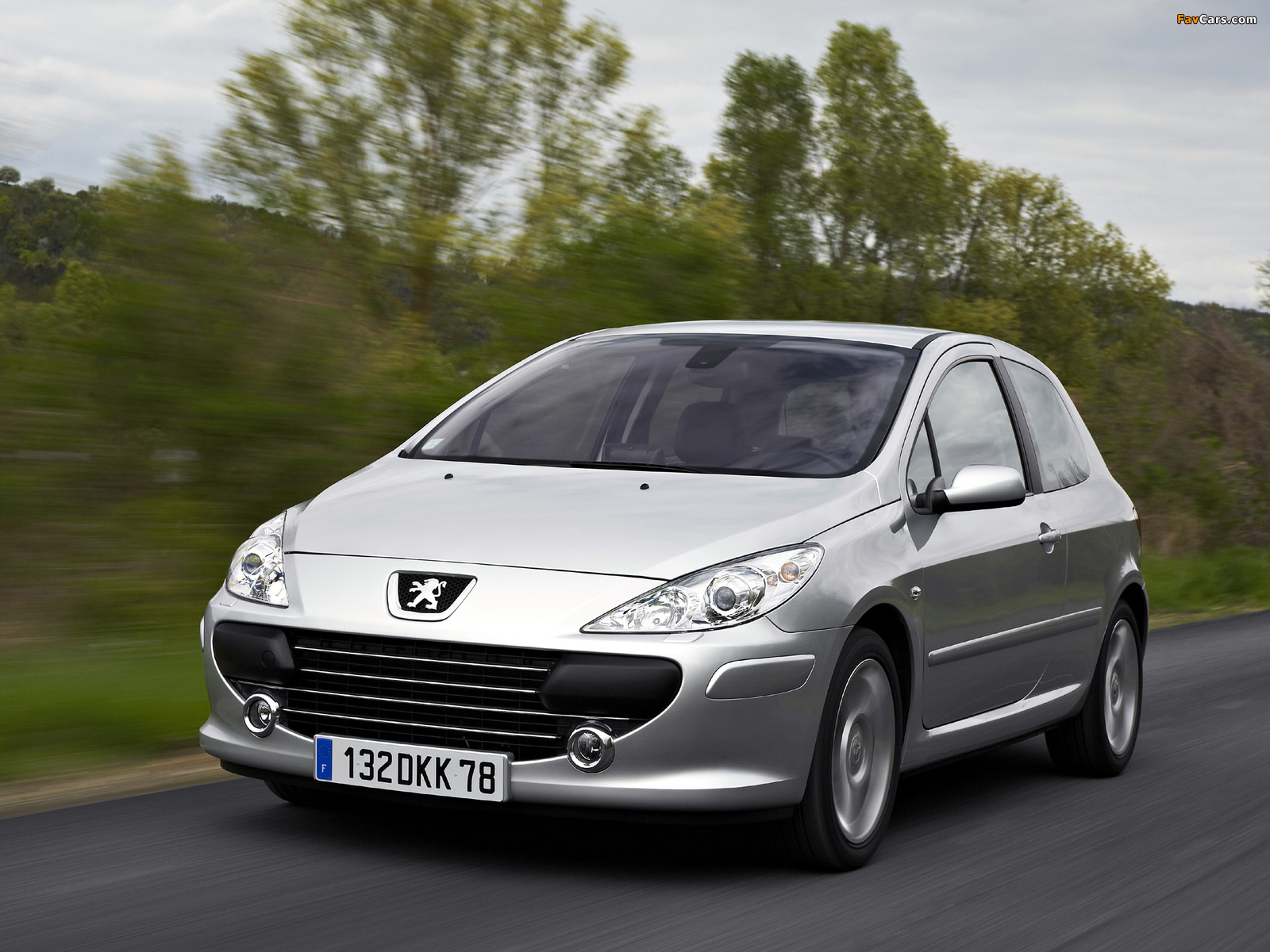 Peugeot 307 3-door 2005–08 photos (1600 x 1200)