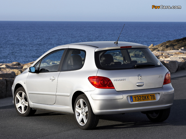 Peugeot 307 3-door 2005–08 pictures (640 x 480)