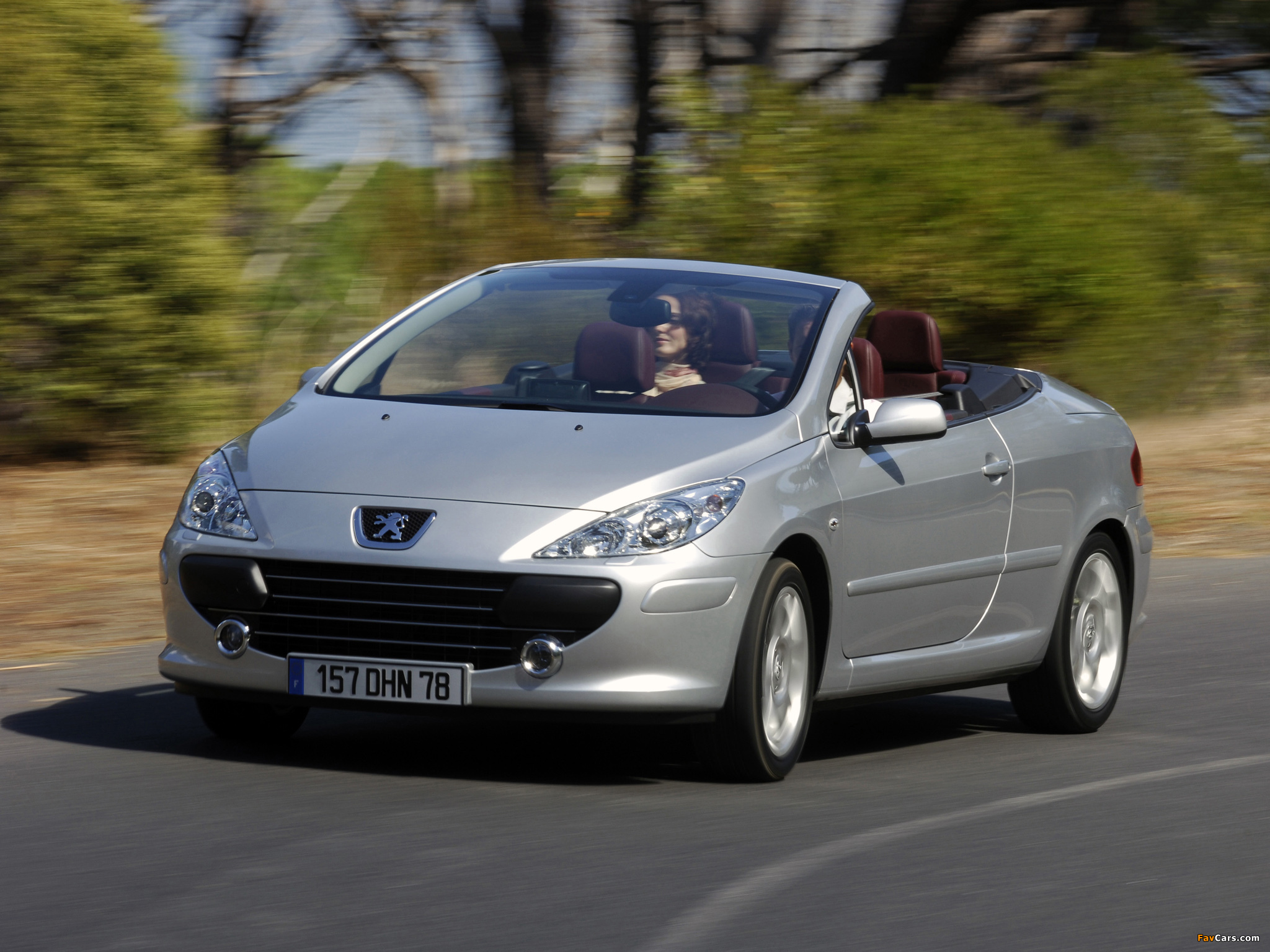 Peugeot 307 CC 2005–08 wallpapers (2048 x 1536)