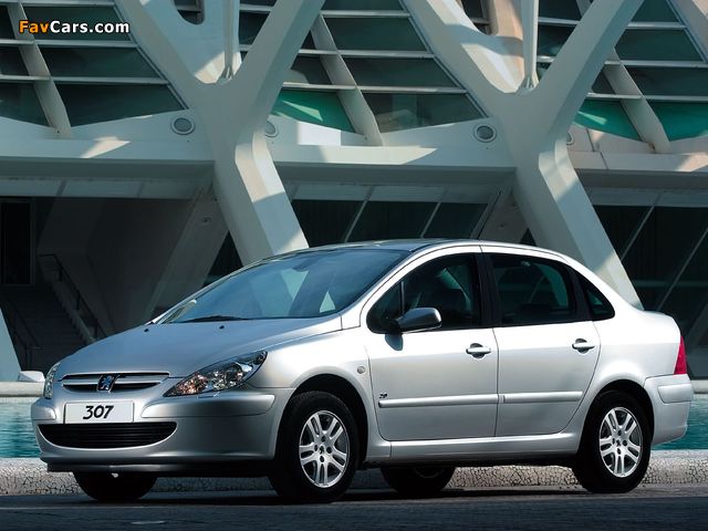 Peugeot 307 Sedan CN-spec 2004–07 wallpapers (640 x 480)