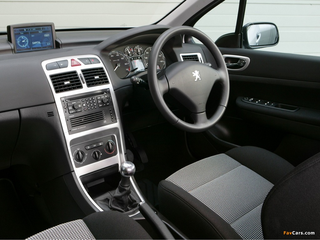 Peugeot 307 3-door UK-spec 2005–08 wallpapers (1024 x 768)