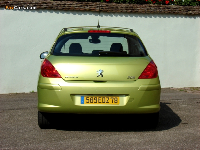 Images of Peugeot 308 5-door 2007–11 (640 x 480)