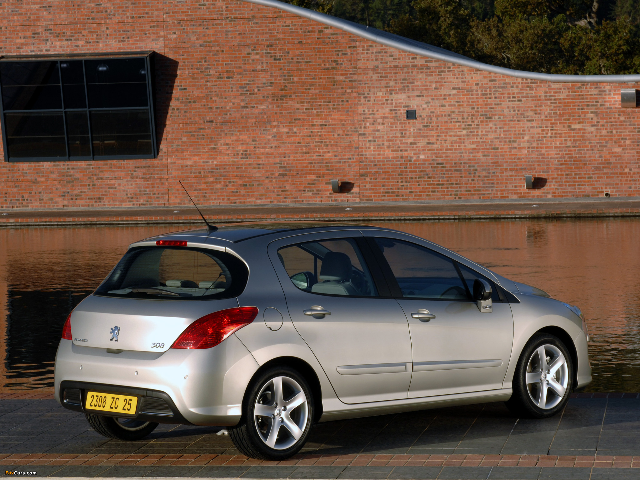 Peugeot 308 Premium Pack 2008–11 images (2048 x 1536)