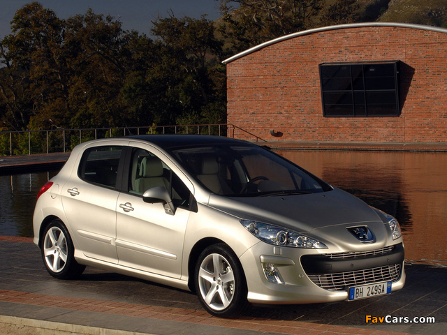Peugeot 308 Premium Pack 2008–11 images (640 x 480)