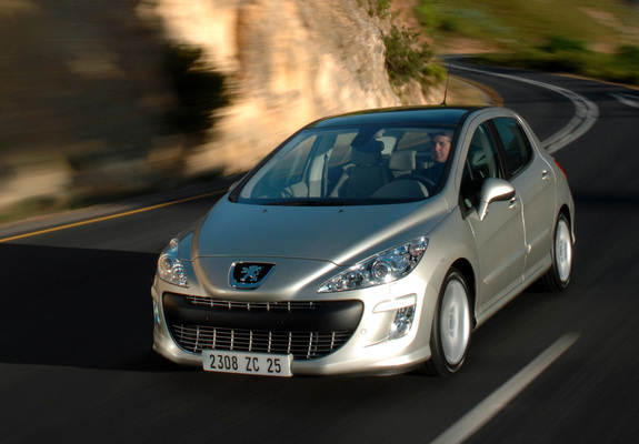 Peugeot 308 Premium Pack 2008–11 pictures