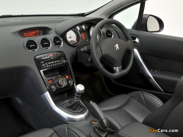 Peugeot 308 CC ZA-spec 2009–11 images (640 x 480)