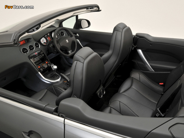 Peugeot 308 CC ZA-spec 2009–11 photos (640 x 480)