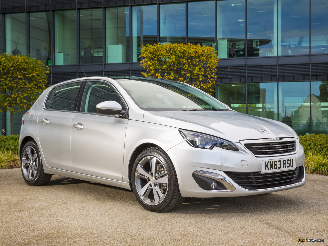 Peugeot 308 UK-spec 2013 pictures (1280 x 960)