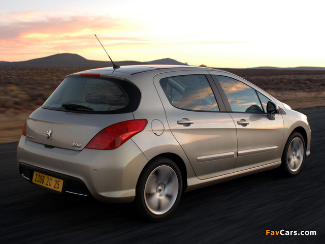 Photos of Peugeot 308 Premium Pack 2008–11 (640 x 480)