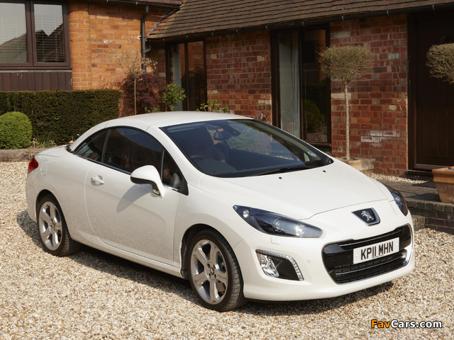 Photos of Peugeot 308 CC UK-spec 2011 (640 x 480)