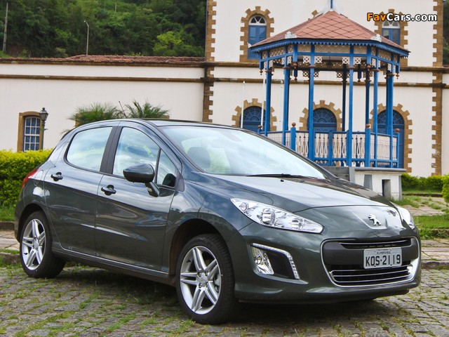 Pictures of Peugeot 308 BR-spec 2012 (640 x 480)