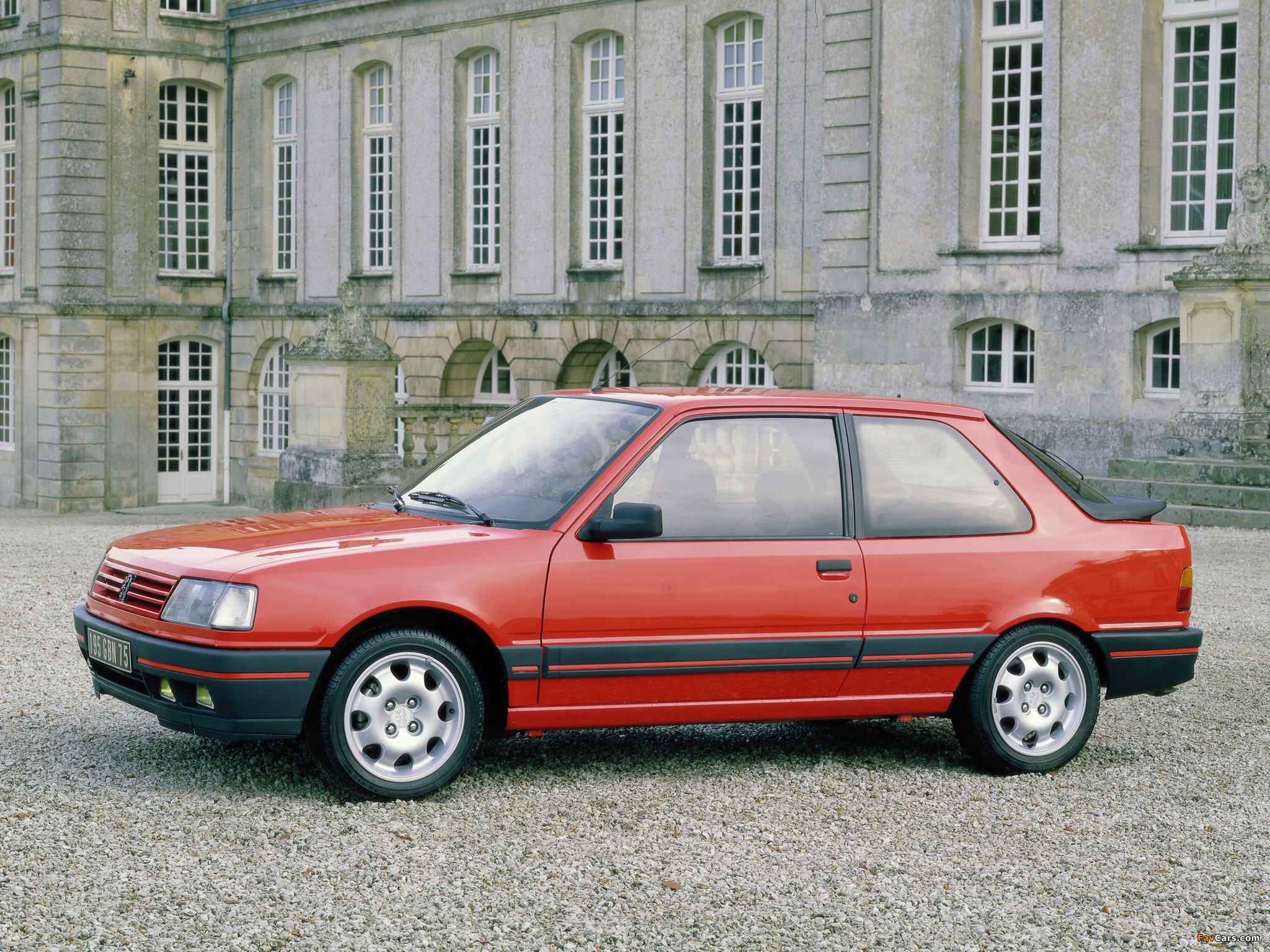 Images of Peugeot 309 GTi 1986–89 (2048 x 1536)