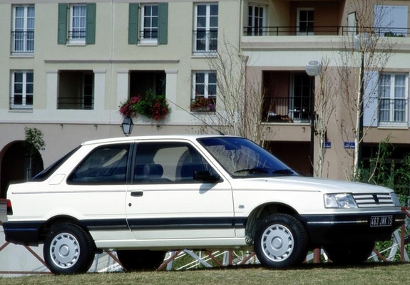 Photos of Peugeot 309 3-door 1989–93
