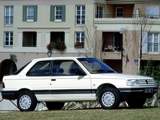 Photos of Peugeot 309 3-door 1989–93