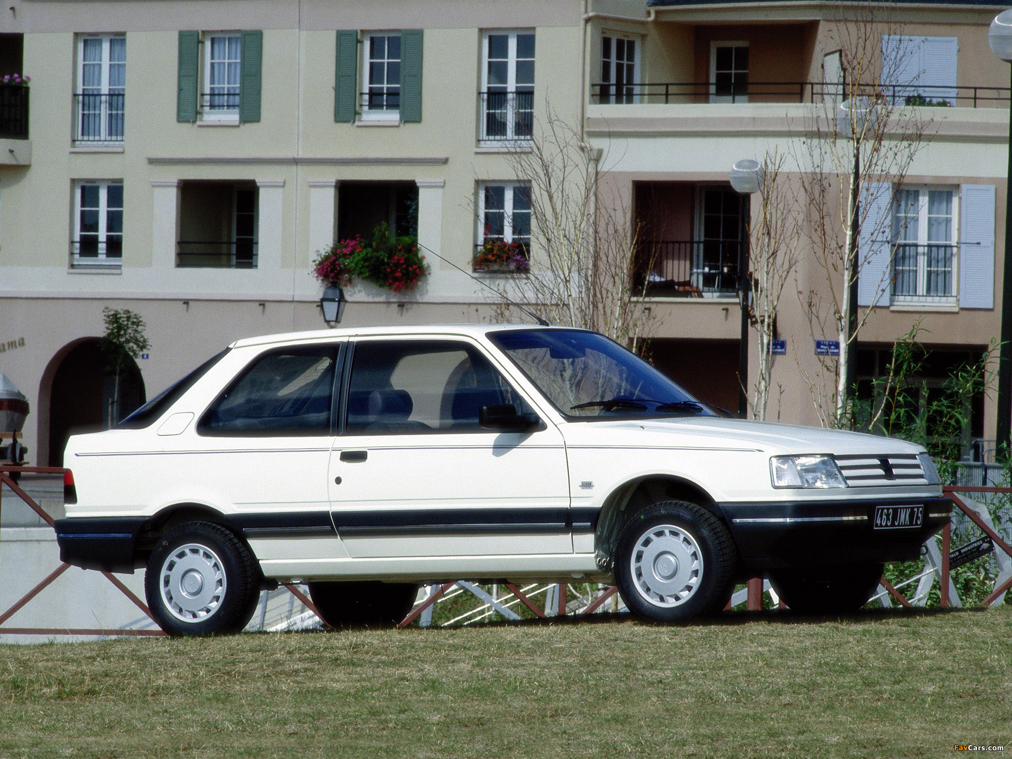 Peugeot 309 3-door 1989–93 wallpapers (2048 x 1536)