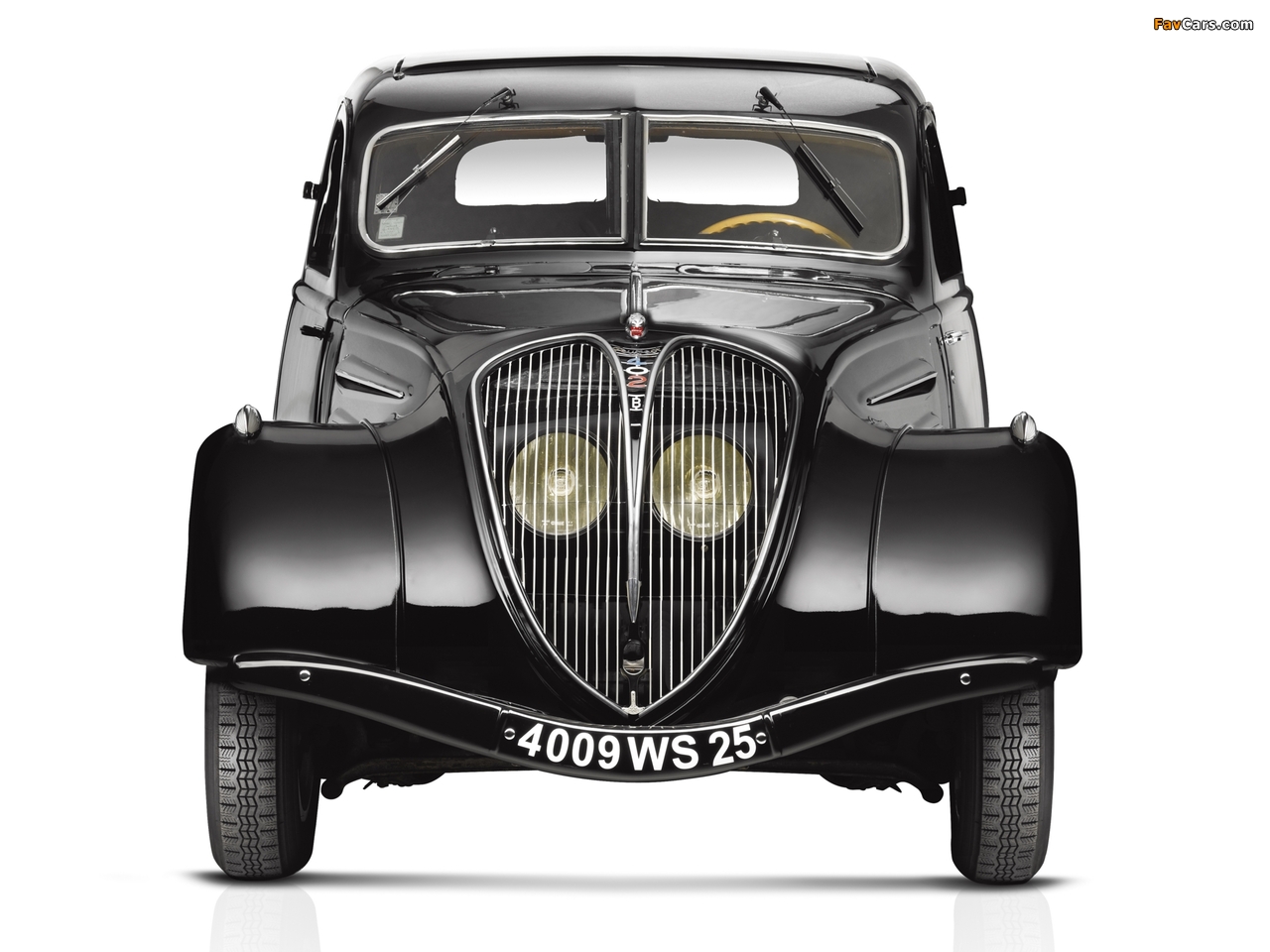 Peugeot 402 Limousine 1935–42 images (1280 x 960)