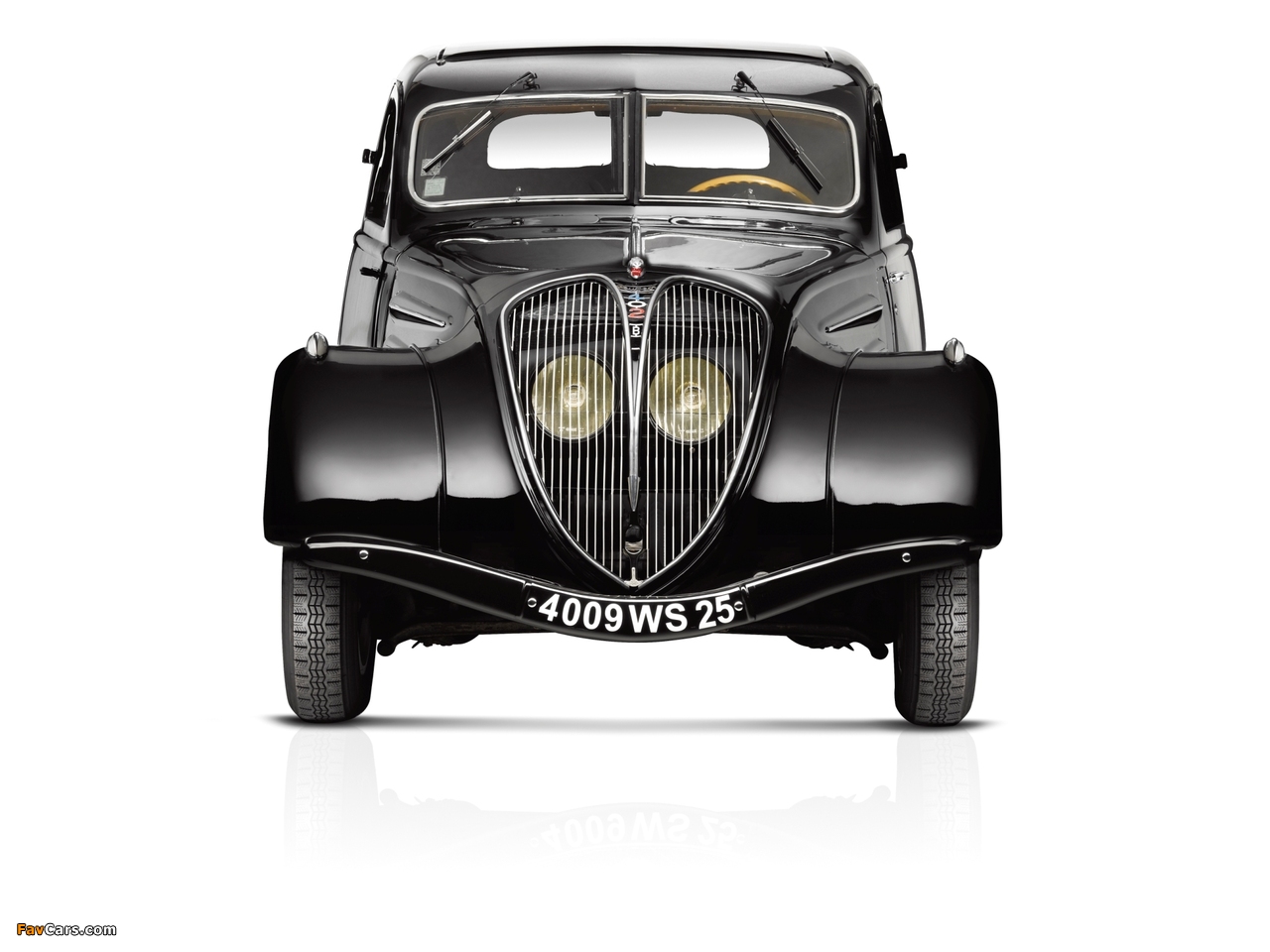 Peugeot 402 Limousine 1935–42 photos (1280 x 960)
