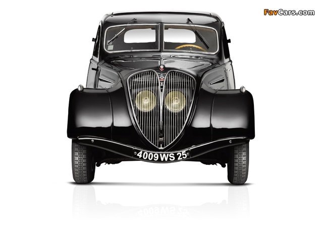 Peugeot 402 Limousine 1935–42 photos (640 x 480)