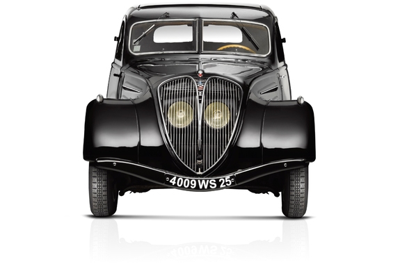 Peugeot 402 Limousine 1935–42 photos