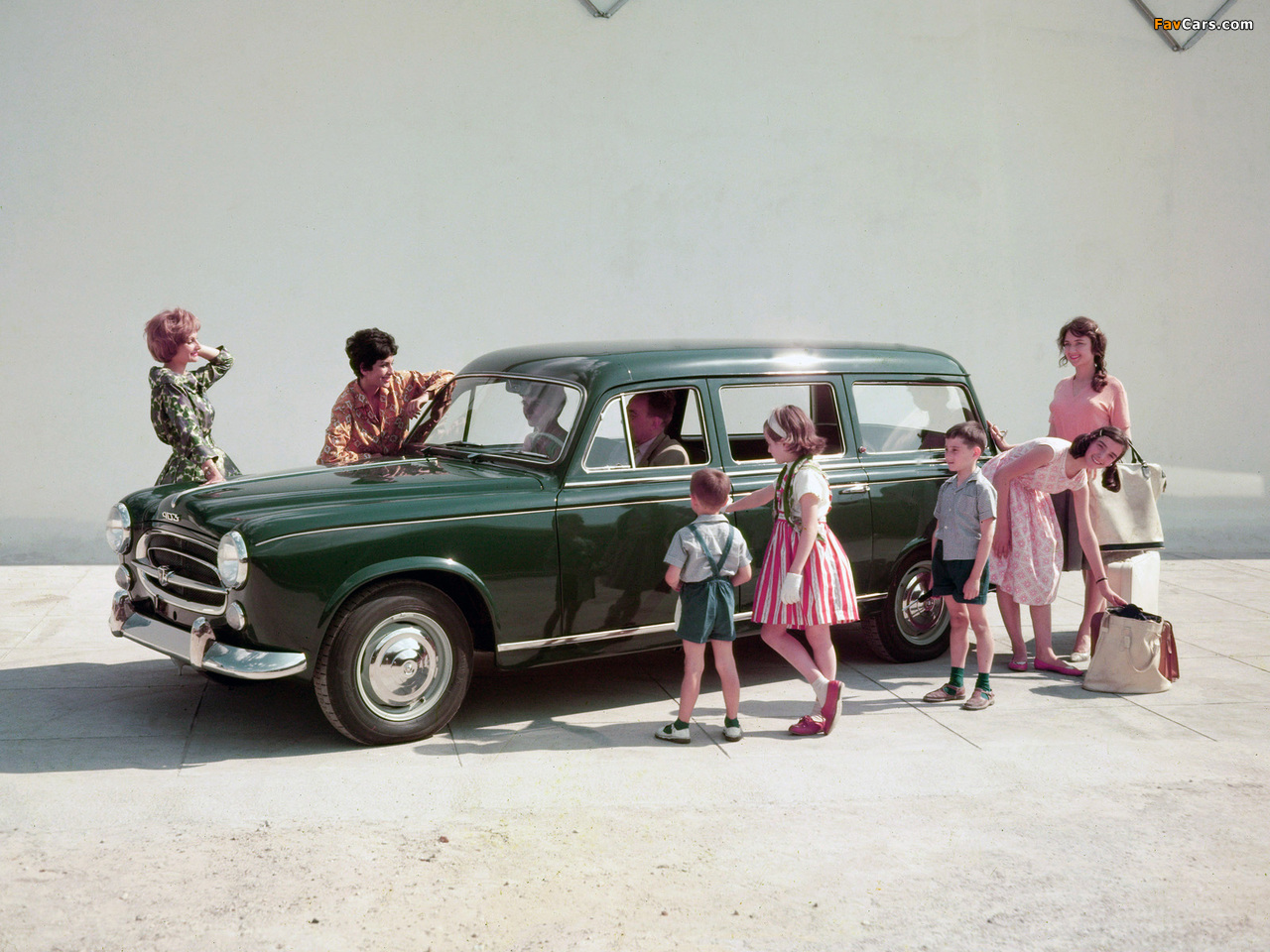 Peugeot 403 Familiale 1955–65 wallpapers (1280 x 960)