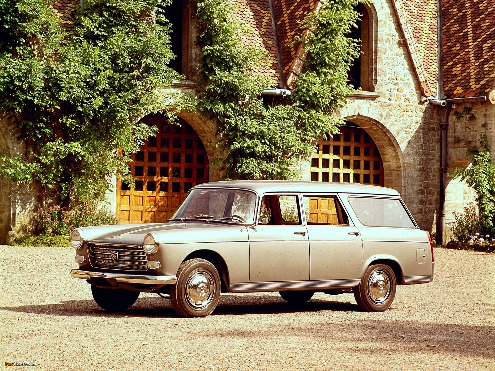 Peugeot 404 Break 1960–78 images (1600 x 1200)