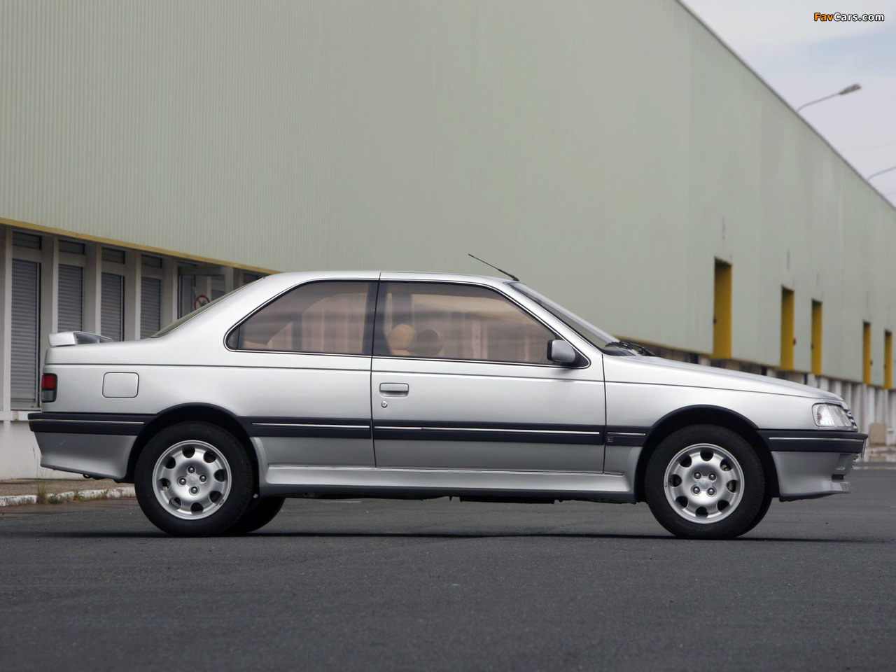 Pictures of Peugeot 405 Coupe Concept by Heuliez 1988 (1280 x 960)