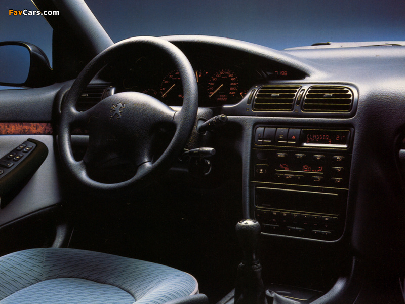Photos of Peugeot 406 Sedan 1995–99 (800 x 600)