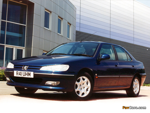 Pictures of Peugeot 406 Sedan UK-spec 1995–99 (640 x 480)
