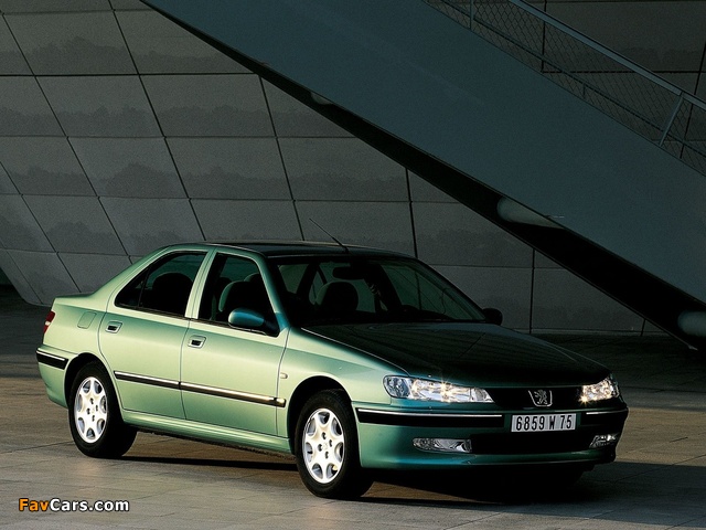Pictures of Peugeot 406 Sedan 1999–2004 (640 x 480)