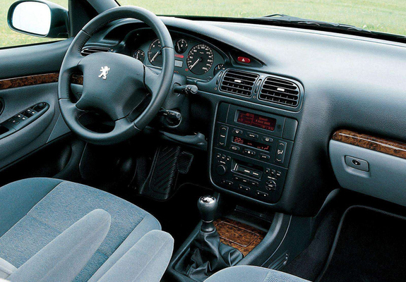 Pictures of Peugeot 406 Sedan 1999–2004