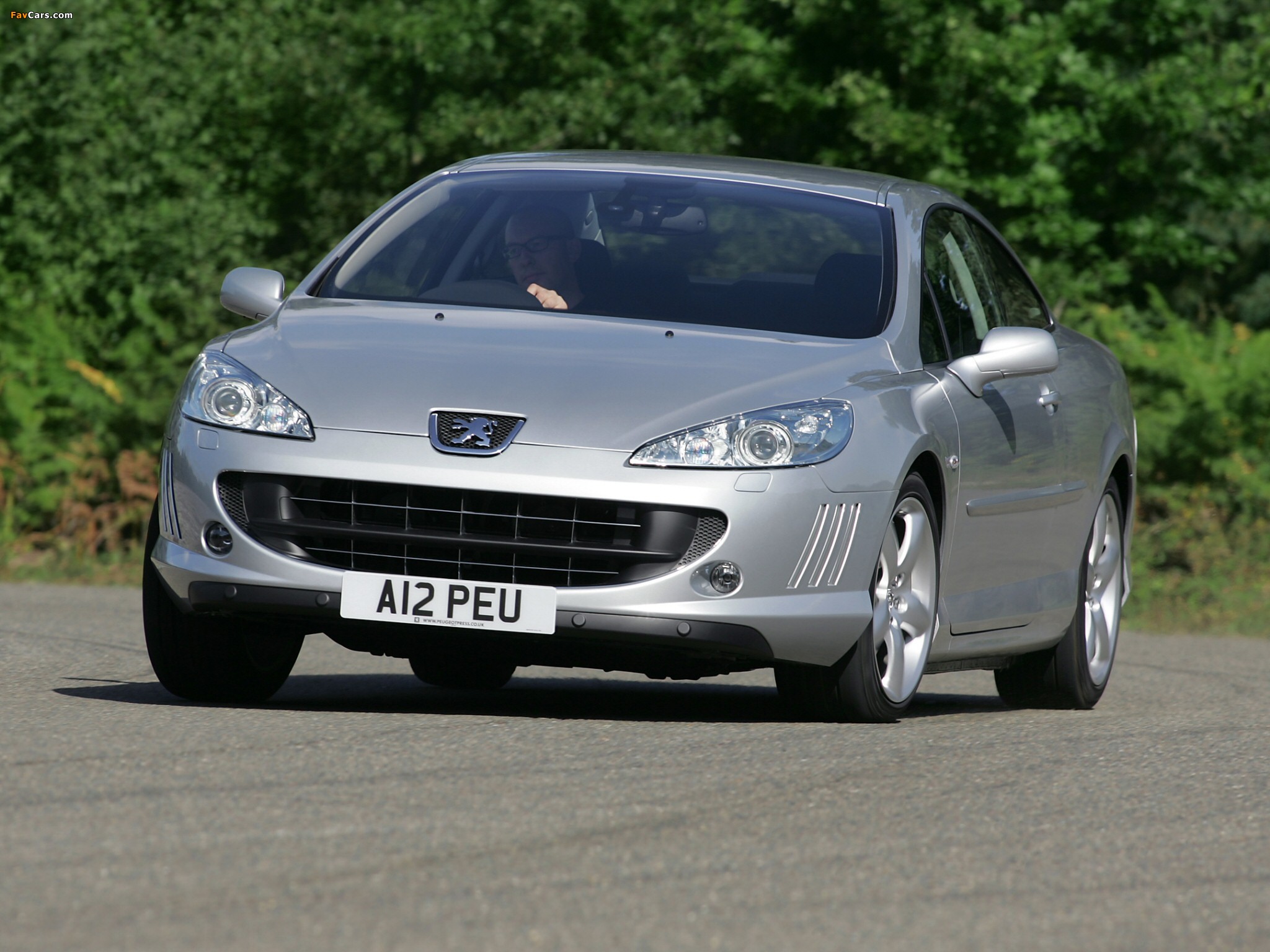 Images of Peugeot 407 Coupé UK-spec 2005–11 (2048 x 1536)