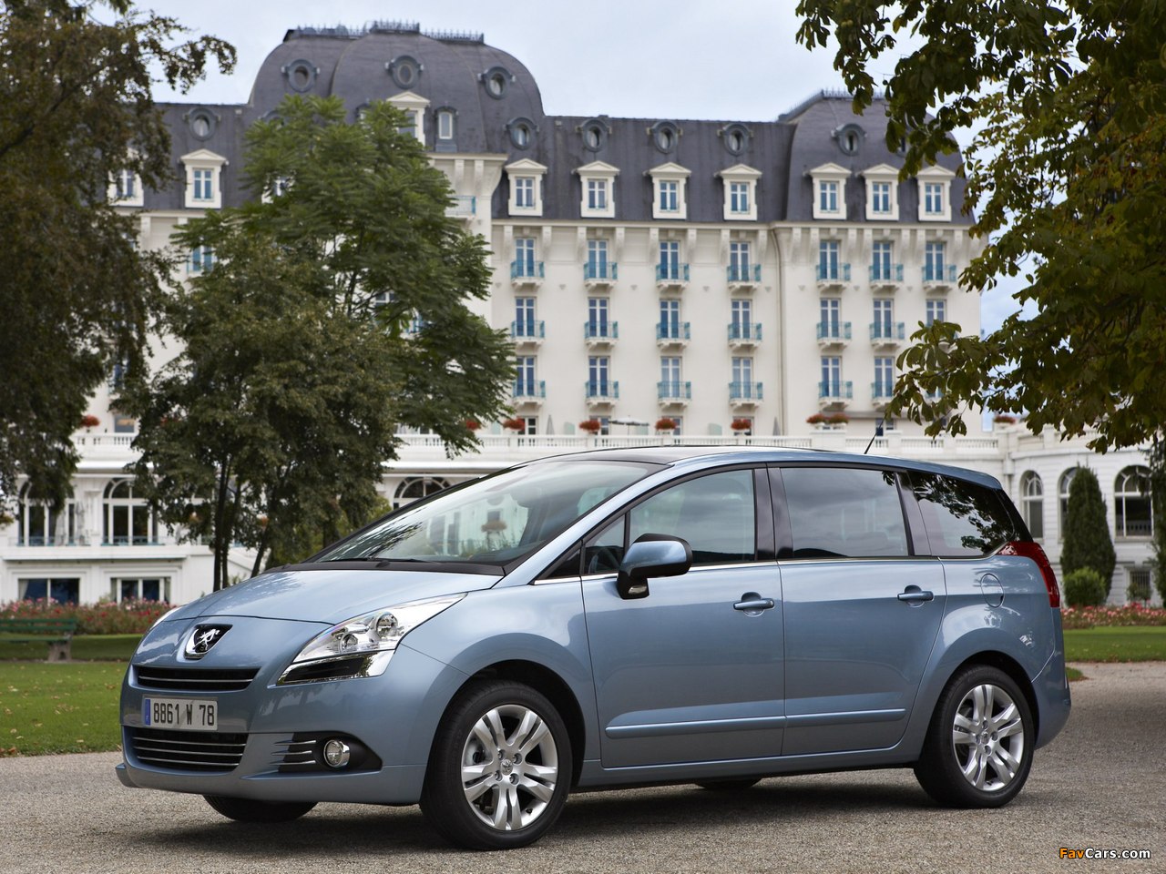 Images of Peugeot 5008 2009 (1280 x 960)