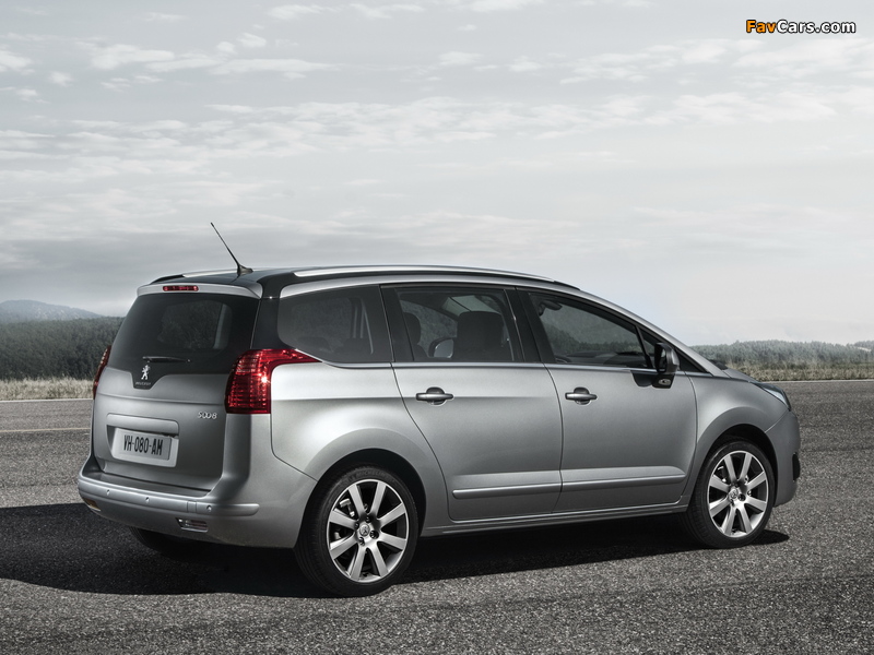 Images of Peugeot 5008 2013 (800 x 600)