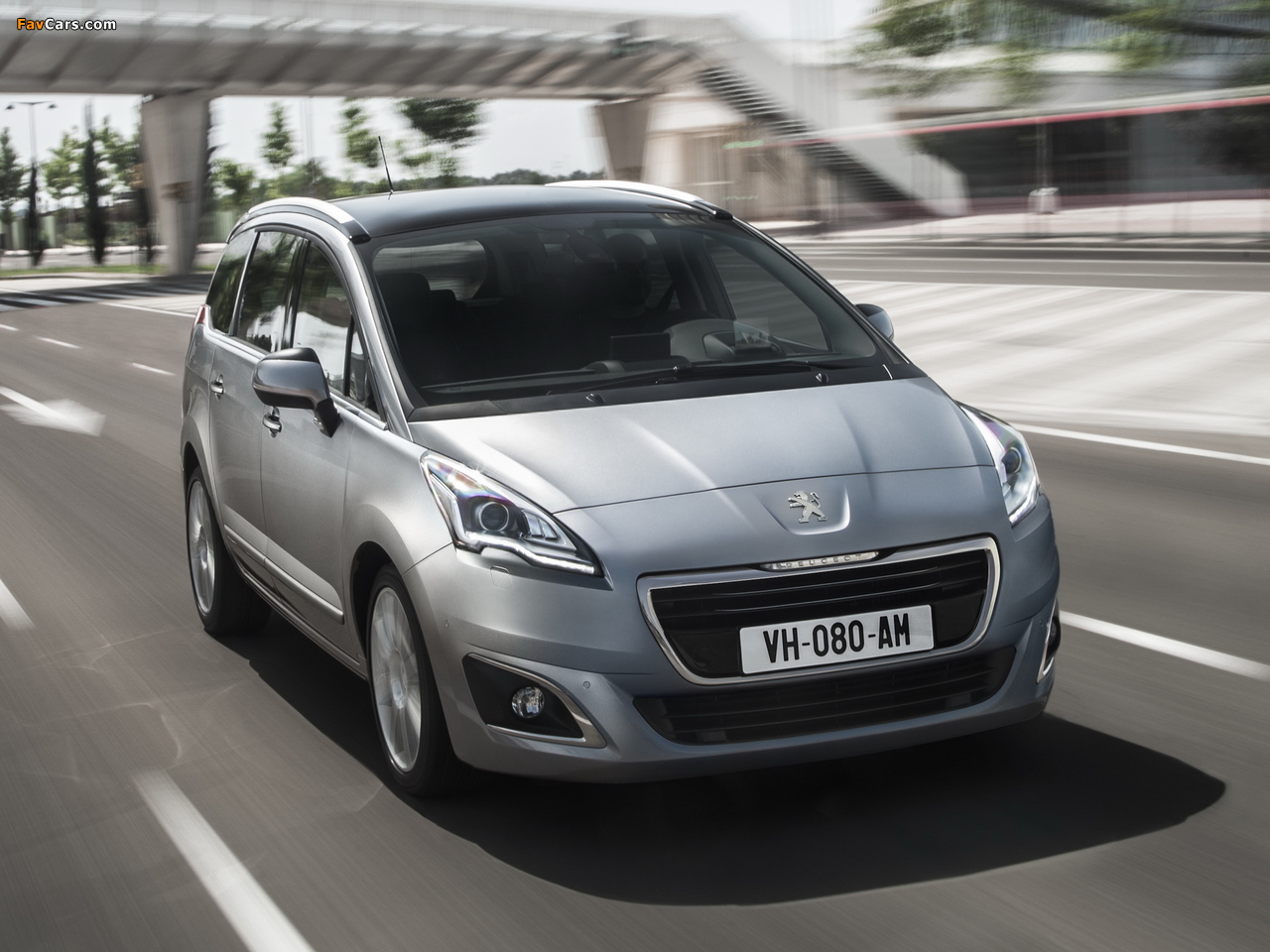 Peugeot 5008 2013 images (1280 x 960)