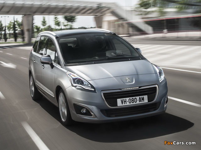 Peugeot 5008 2013 images (640 x 480)